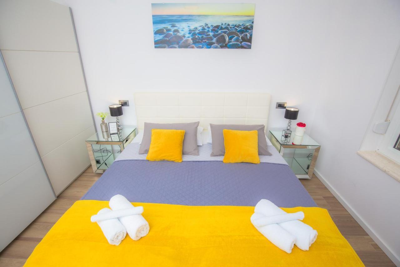 Apartment Gallery Primošten المظهر الخارجي الصورة